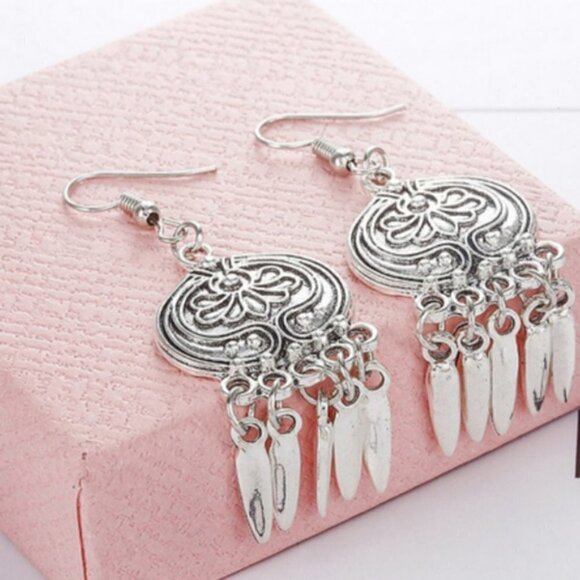 Earrings gypsy festival tassel Drop jewelry - Picture 6 of 6